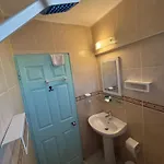 Hikmethan Kusadası
