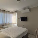Hikmethan Kuşadası