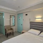 Hikmethan Kuşadası
