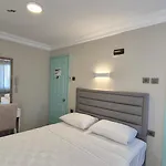 Hikmethan Kuşadası