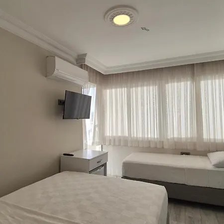 Hikmethan מלון 2*