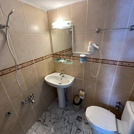 Hikmethan Kusadasi